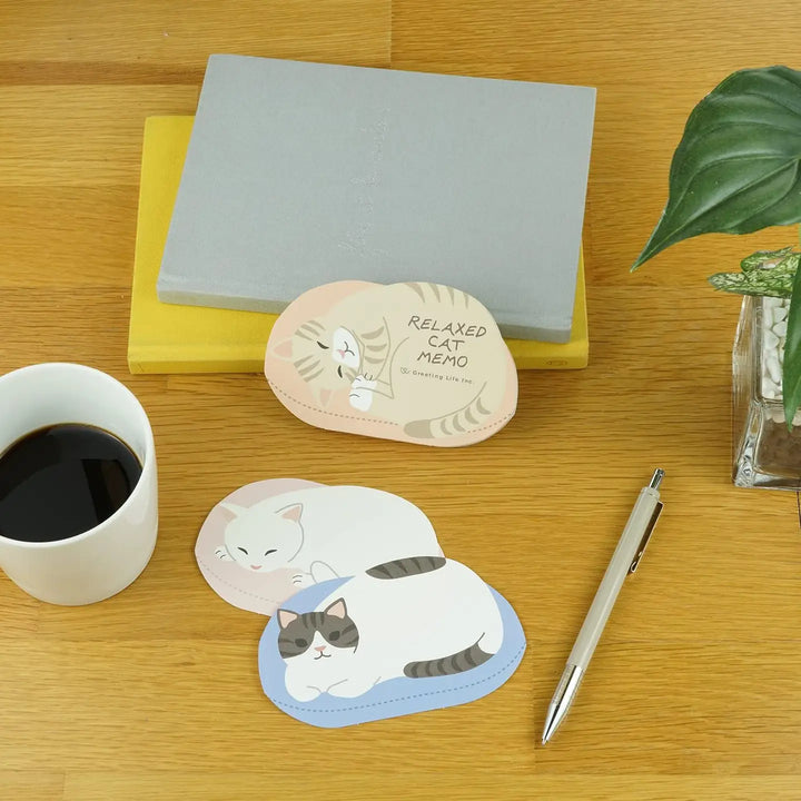 Relaxed Cat Memo Pad