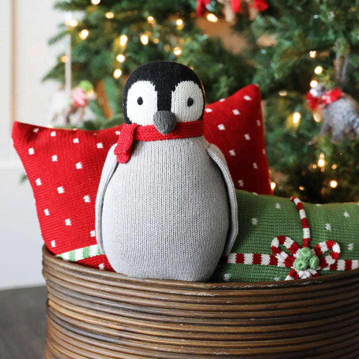 Knit Penguin