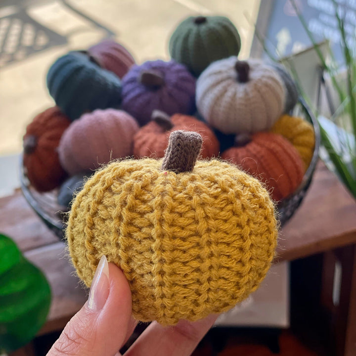 Knit Pumpkins (multiple colors)