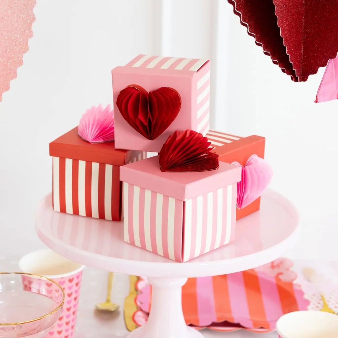 Heart Explosion Treat Box